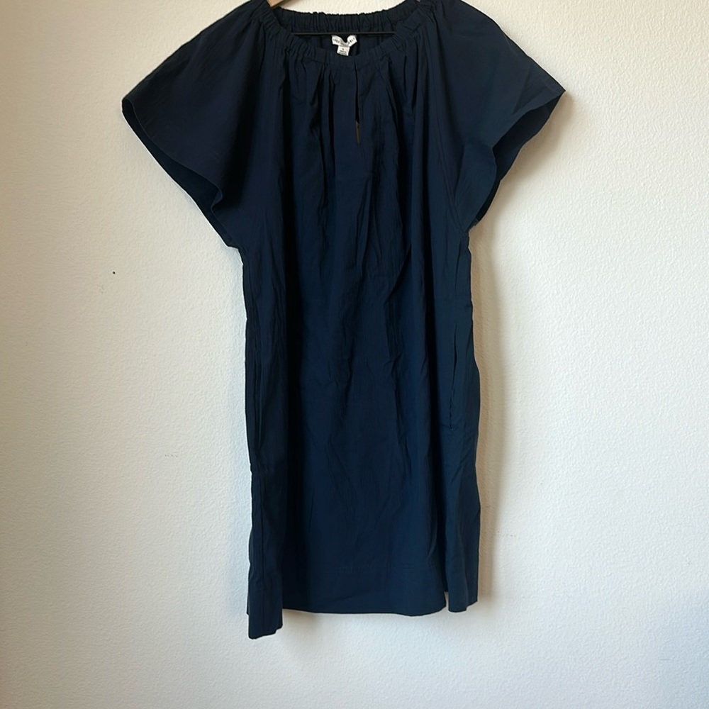 Navy Blue Knee-Length Sheath Dress with Crew Neck